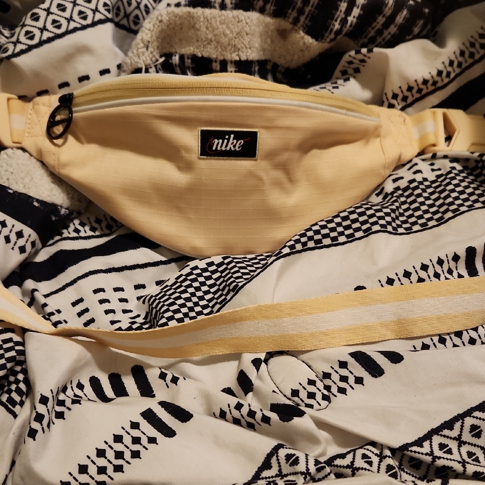 Nike Beige Waist Pack